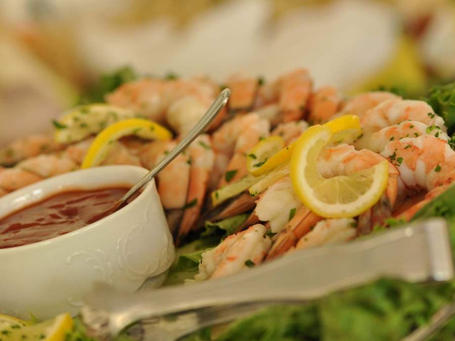 shrimp cocktail platter